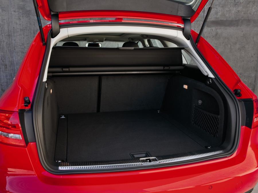 Багажник Audi A4 2.0T Quattro Avant (B8, 8K) 2008 года  (NA) (фото 3 из 12)
